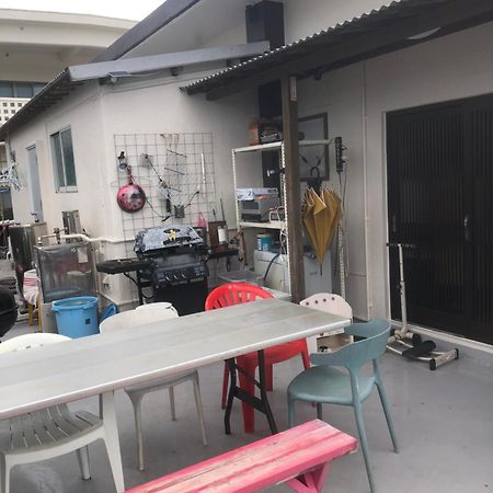 Hotel Yoko House Uruma Exterior foto